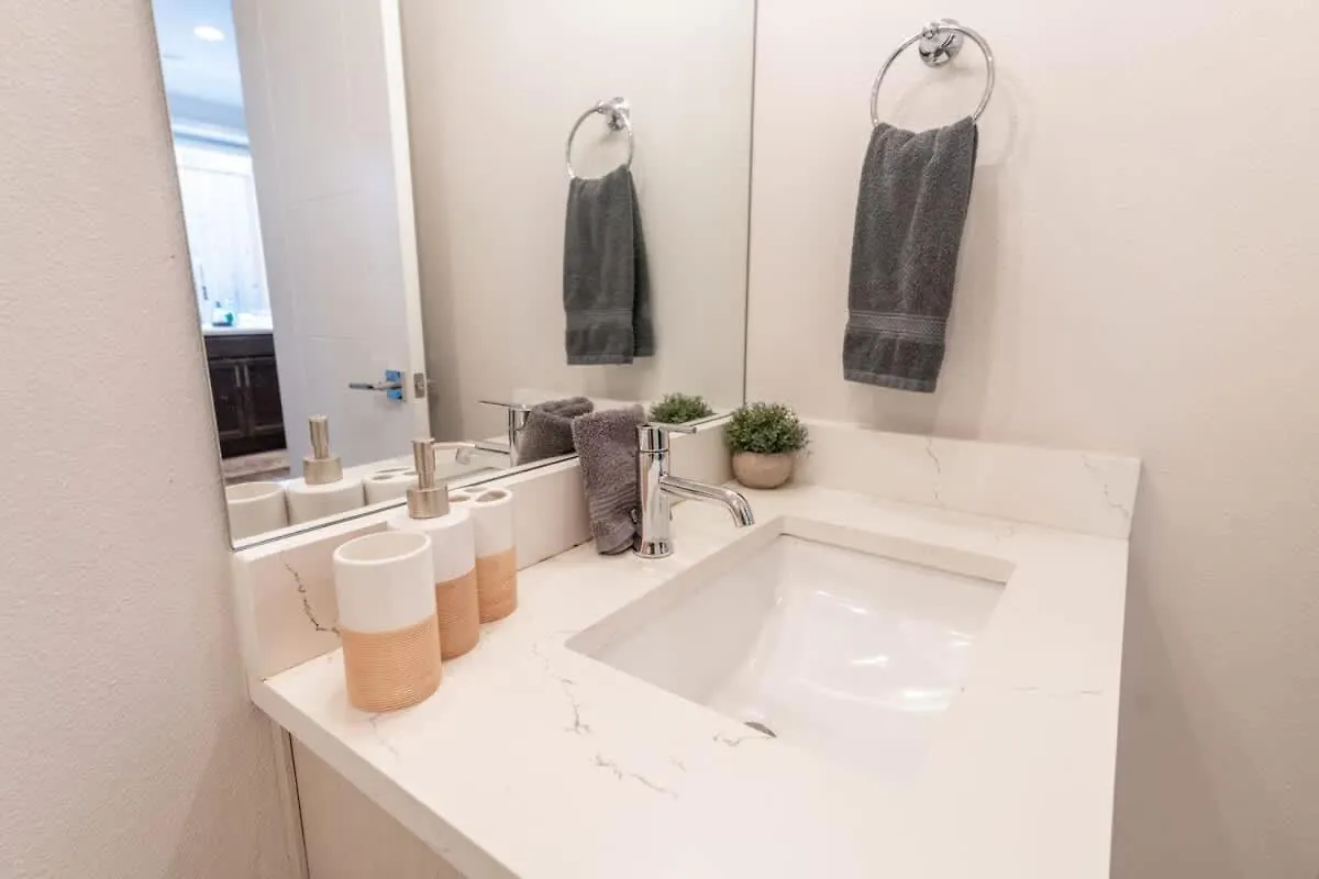 Walkable Apt Next To Restaurants, Bars, And Shops! Portland 0*,